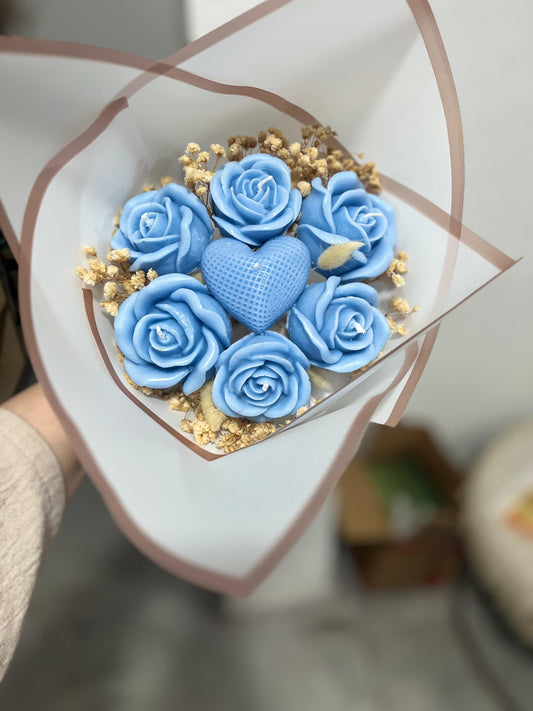 Solmaz Gül Buketi Çiçek Buketi Gül Çiçek Demeti Sevgili Özel Nişan İsteme Hediye Kokulu El Yapımı dekoratif  Mum